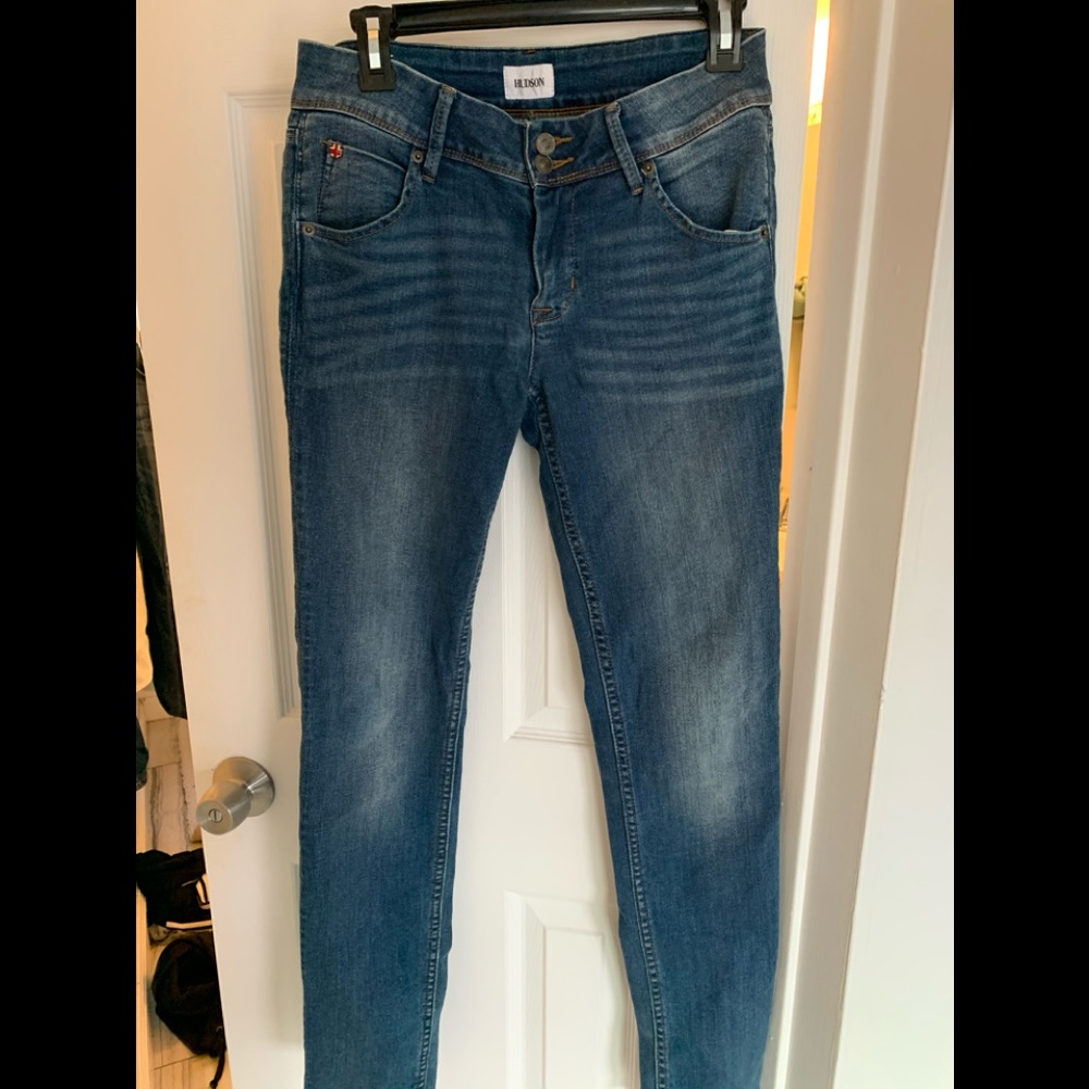 Hudson women’s skinny  jeans size 28